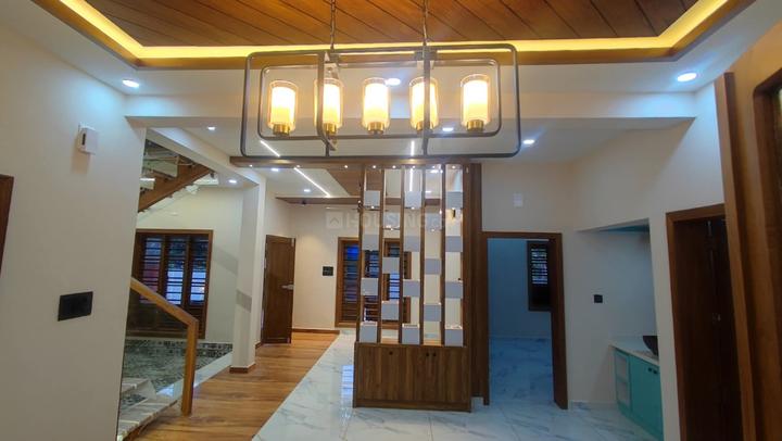 Kakkanad Main Image 1