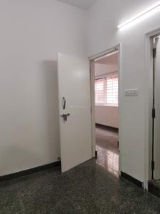 Bedroom Image of 550 Sq.ft 1 BHK Builder Floor for rent in Krishna Building, Halasuru Bengaluru for Rs. 20000