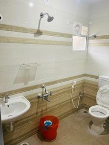 Bathroom Image of 1200 Sq.ft 2 BHK Independent House for rent in Mathikere Bengaluru for Rs. 35000