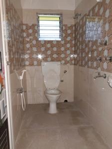 Common Bathroom Image of 764 Sq.ft 2 BHK Apartment / Flat for sale in Behala Kolkata for Rs. 2650000
