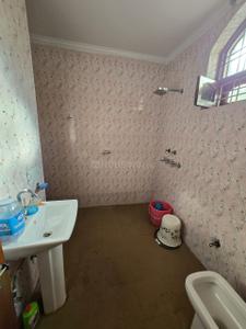Image of 1800 Sq.ft 2 BHK Builder Floor for rent in Sector 9, Gurgaon for Rs. 23500