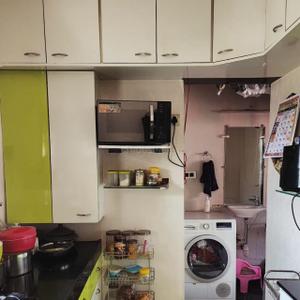 Kitchen Image of 750 Sq.ft 2 BHK Apartment / Flat for rent in Dahisar West Mumbai for Rs. 42000