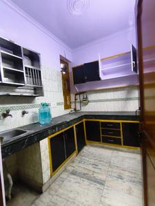 Kitchen Image of 1800 Sq.ft 3 BHK Builder Floor for rent in Janakpuri New Delhi for Rs. 38000