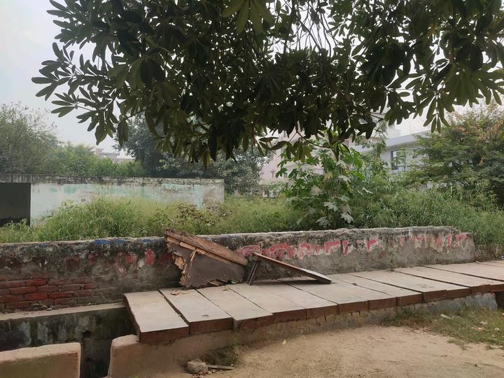 Block C, Sector 72 Main Image 1