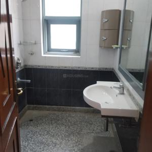 Bathroom Image of 5200 Sq.ft 6 BHK Independent House for sale in New Friends Colony New Delhi for Rs. 152500000