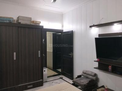 Bedroom Image of 1200 Sq.ft 3 BHK Builder Floor for sale in Rajouri Garden New Delhi for Rs. 15000000