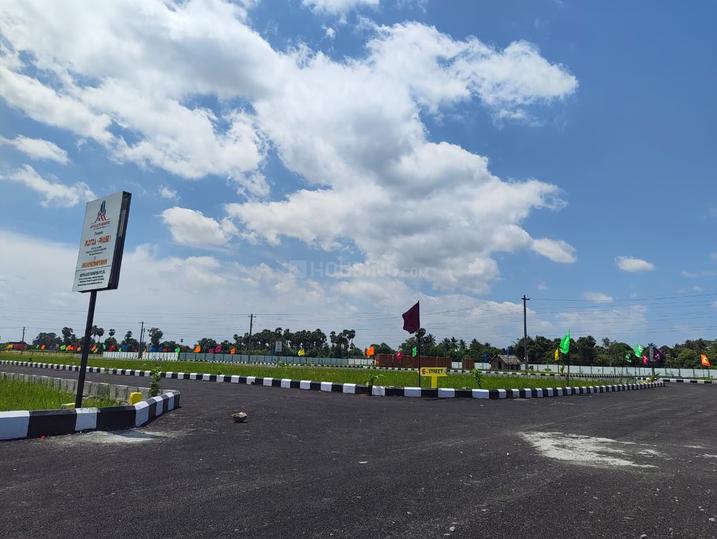 Sumangali plotza Main Image 1