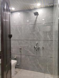 Common Bathroom Image of 900 Sq.ft 2 BHK Builder Floor for sale in Vasundhara Ghaziabad for Rs. 6800000