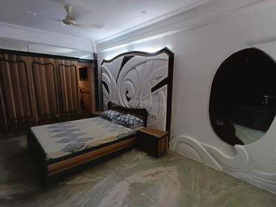 Bedroom Image of Seprate room in Juhu, Mumbai