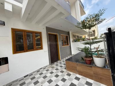 Image of 1700 Sq.ft 3.5 BHK Villa for rent in Amrapali Dream Valley, Noida Extension, Greater Noida for Rs. 45000