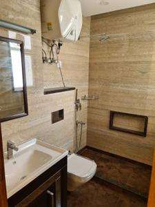 Bathroom Image of 3000 Sq.ft 4 BHK Builder Floor for rent in Sector 46 Gurgaon for Rs. 110000