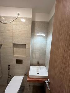 Bathroom Image of 700 Sq.ft 2 BHK Apartment / Flat for sale in Godrej RKS, Chembur Mumbai for Rs. 25000000