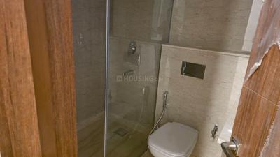 Bathroom Image of 1860 Sq.ft 3 BHK Apartment / Flat for sale in Ambience Creacions, Sector 22 Gurgaon for Rs. 32000000