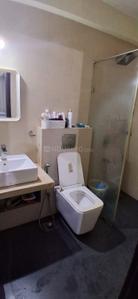 Gee Cee Cloud 36 Bathroom Two 3