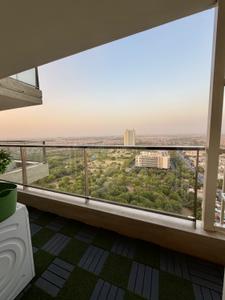 Balcony Image of 3050 Sq.ft 4.5 BHK Apartment / Flat for rent in DLF One Midtown, Karampura New Delhi for Rs. 189000