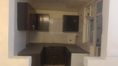 Kitchen Image of 1420 Sq.ft 3 BHK Apartment / Flat for sale in Amrapali Silicon City, Sector 76 Noida for Rs. 14000000
