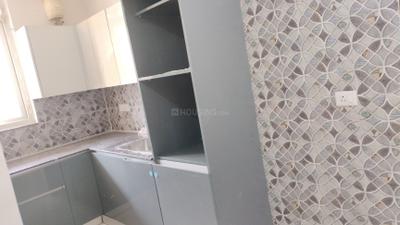 Kitchen Image of 1750 Sq.ft 2 BHK Builder Floor for rent in Big Block South City 2, Sector 49 Gurgaon for Rs. 37000