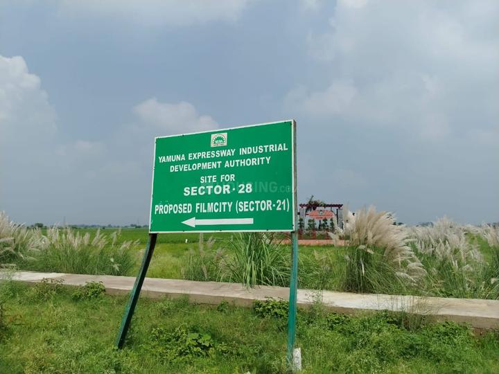 Residential plot in jewar Main Image 1