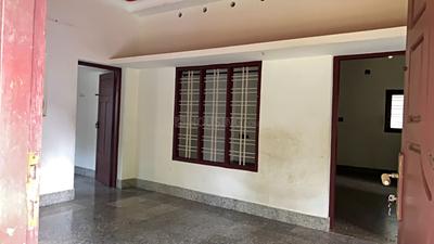 Living Room Image of 5000 Sq.ft 4 BHK Independent House for sale in Vandanam Alappuzha for Rs. 12000000