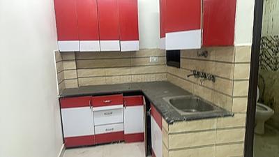 Kitchen Image of 390 Sq.ft 1 BHK Builder Floor for sale in Uttam Nagar New Delhi for Rs. 1550000