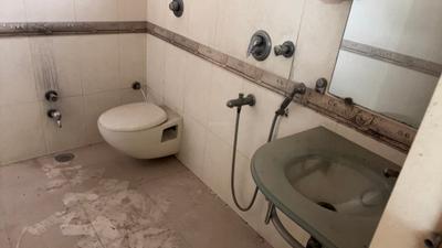 Image of 1150 Sq.ft 3 BHK Apartment / Flat for sale in Shanti Apartments, Sector 13 Rohini, New Delhi for Rs. 20000000