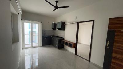 Living Room Image of 650 Sq.ft 1 BHK Apartment / Flat for rent in Whitefield Bengaluru for Rs. 24000