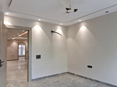 Bedroom Image of 2700 Sq.ft 4 BHK Builder Floor for sale in Paschim Vihar New Delhi for Rs. 60000000