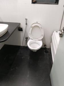 Bedroom Two Image of 1680 Sq.ft 3 BHK Apartment / Flat for sale in Bandra West Mumbai for Rs. 87500000