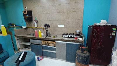 Kitchen Image of 1350 Sq.ft 3 BHK Independent House for rent in Avalon Park 2, Vatva Ahmedabad for Rs. 15000