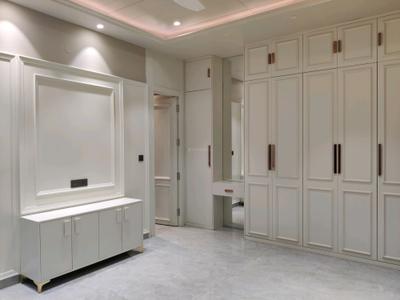 Bedroom Image of 3000 Sq.ft 5 BHK Builder Floor for sale in Kaushambi Ghaziabad for Rs. 39000000