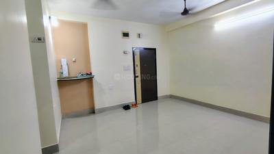 Hall Image of 950 Sq.ft 2 BHK Apartment / Flat for rent in Bangur Avenue Kolkata for Rs. 17000
