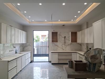 Kitchen Image of 2700 Sq.ft 4 BHK Builder Floor for sale in Paschim Vihar New Delhi for Rs. 62500000