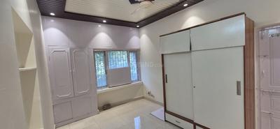 Bedroom Image of 1200 Sq.ft 2 BHK Independent House for rent in DDA Gautam Apartments , Gautam Nagar New Delhi for Rs. 55000
