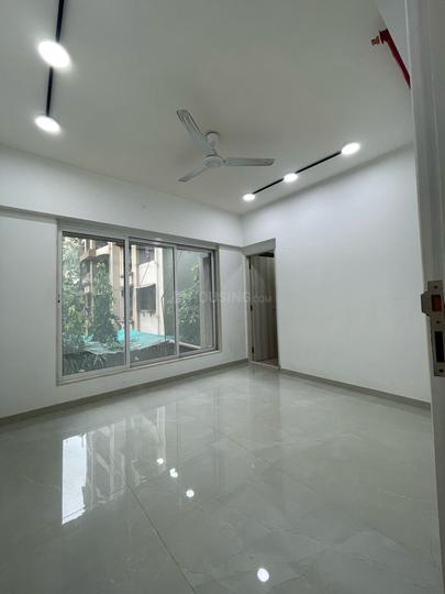 Adityaraj Viva Main Image 1