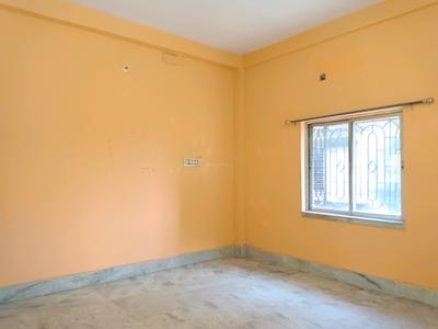 Bedroom Image of 850 Sq.ft 2 BHK Builder Floor for rent in Paschim Putiary Kolkata for Rs. 8500