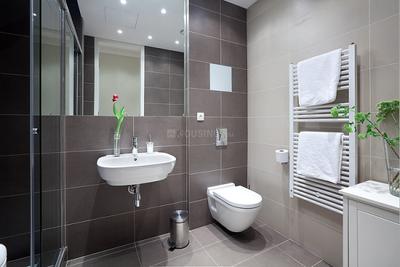 Bathroom Image of 2400 Sq.ft 4 BHK Apartment / Flat for sale in Samarth Meghdoot, Andheri West Mumbai for Rs. 100000000