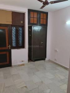 Bedroom Image of 1440 Sq.ft 3 BHK Builder Floor for rent in Chittaranjan Park New Delhi for Rs. 65000