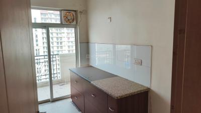 Kitchen Image of 1800 Sq.ft 3 BHK Apartment / Flat for rent in DLF Express Greens, Manesar Gurgaon for Rs. 28000