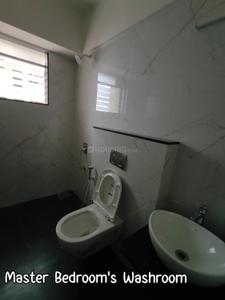 Bathroom Image of 1061 Sq.ft 2 BHK Apartment / Flat for rent in Nandan Carnival, Adgaon Nashik for Rs. 17000