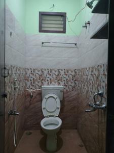 Common Bathroom Image of 500 Sq.ft 1 BHK Builder Floor for rent in Poonamallee Chennai for Rs. 8500