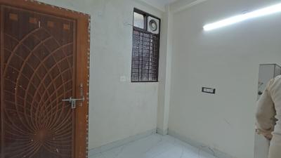 Living Room Image of 400 Sq.ft 1 BHK Builder Floor for rent in Mayur Vihar Phase 1 New Delhi for Rs. 13000