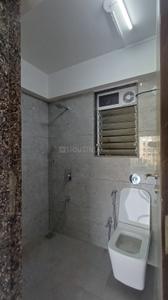 Bathroom Image of 735 Sq.ft 2 BHK Apartment / Flat for rent in Kukreja Golfscappe, Chembur Mumbai for Rs. 75000