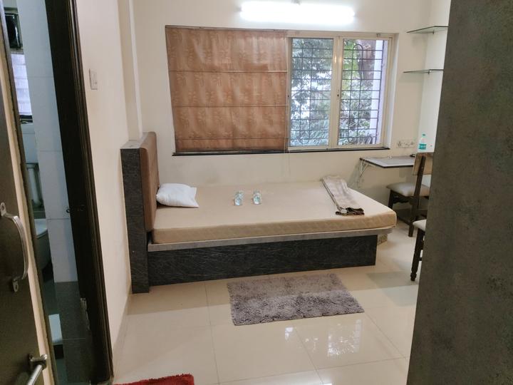 DNV Elite Gardens Bedroom One 1