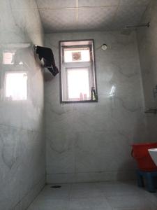 Bathroom Image of 2367 Sq.ft 3 BHK Builder Floor for rent in HUDA Plot Sector 38, Sector 38 Gurgaon for Rs. 80000