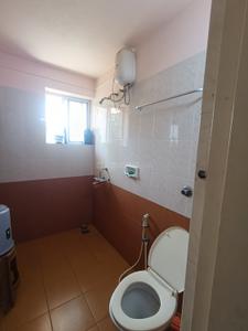Bathroom Image of 650 Sq.ft 1 BHK Apartment / Flat for rent in Bejai Mangalore for Rs. 17000