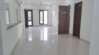 Living Room Image of 2600 Sq.ft 2.5 BHK Builder Floor for rent in Uppal Southend, Sector 49 Gurgaon for Rs. 40000