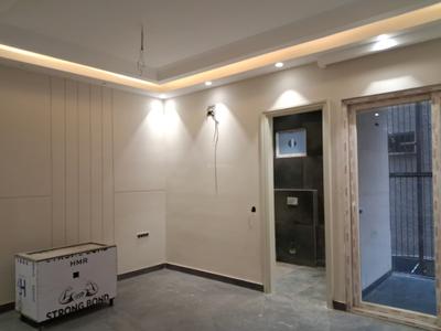 Bedroom Image of 2700 Sq.ft 4 BHK Builder Floor for sale in Paschim Vihar New Delhi for Rs. 62000000