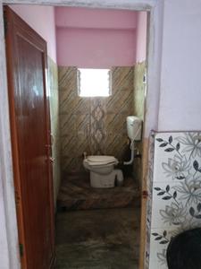 Bathroom Image of 785 Sq.ft 2 BHK Independent House for rent in Bally Howrah for Rs. 9000