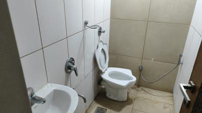 Image of 8451 Sq.ft 6 BHK Duplex for rent in Happy Home Capital Greens, Bharthana, Surat for Rs. 200000