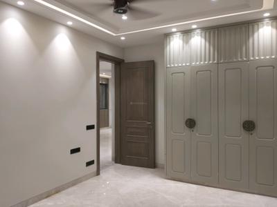 Bedroom Image of 2538 Sq.ft 4 BHK Builder Floor for sale in Model Town New Delhi for Rs. 60000000